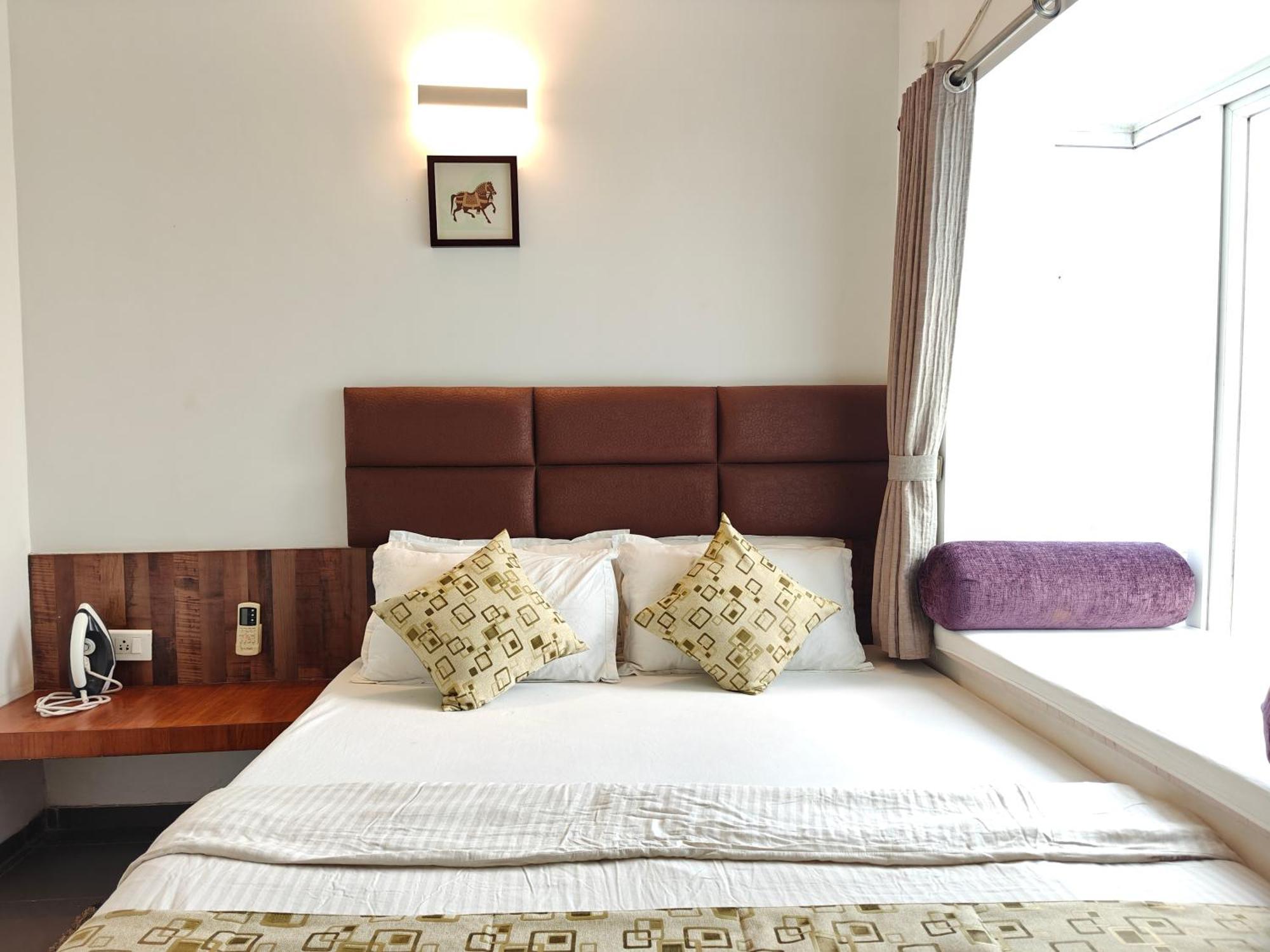 Chandralok Service Apartments Kolhapur Luaran gambar
