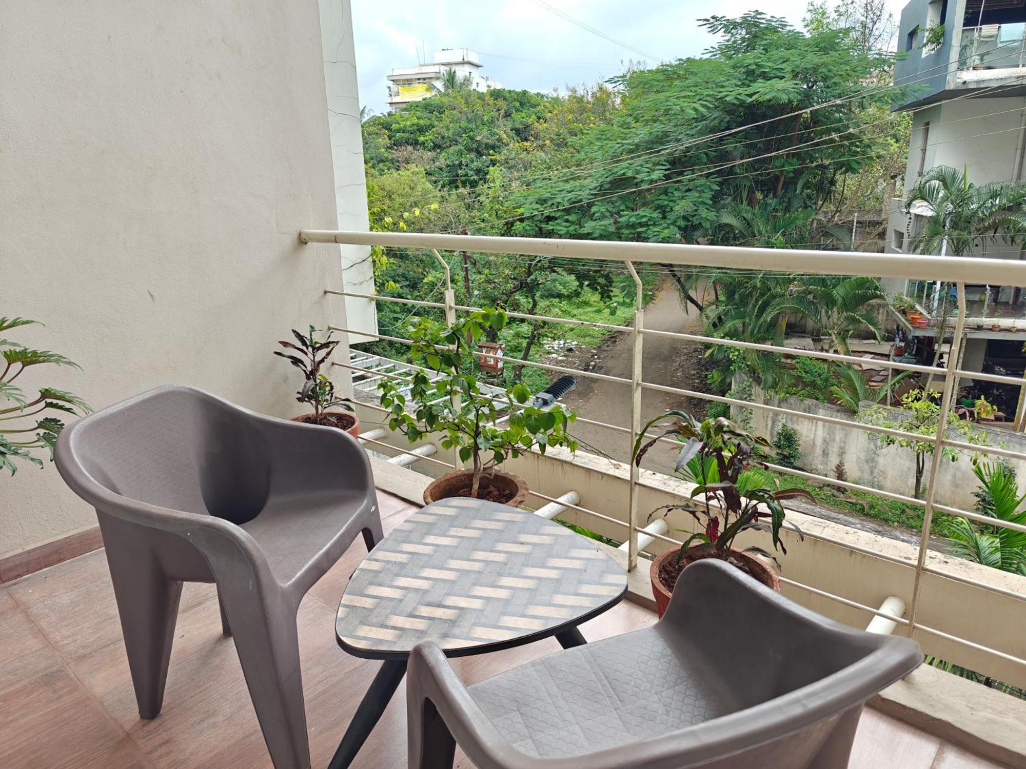 Chandralok Service Apartments Kolhapur Luaran gambar