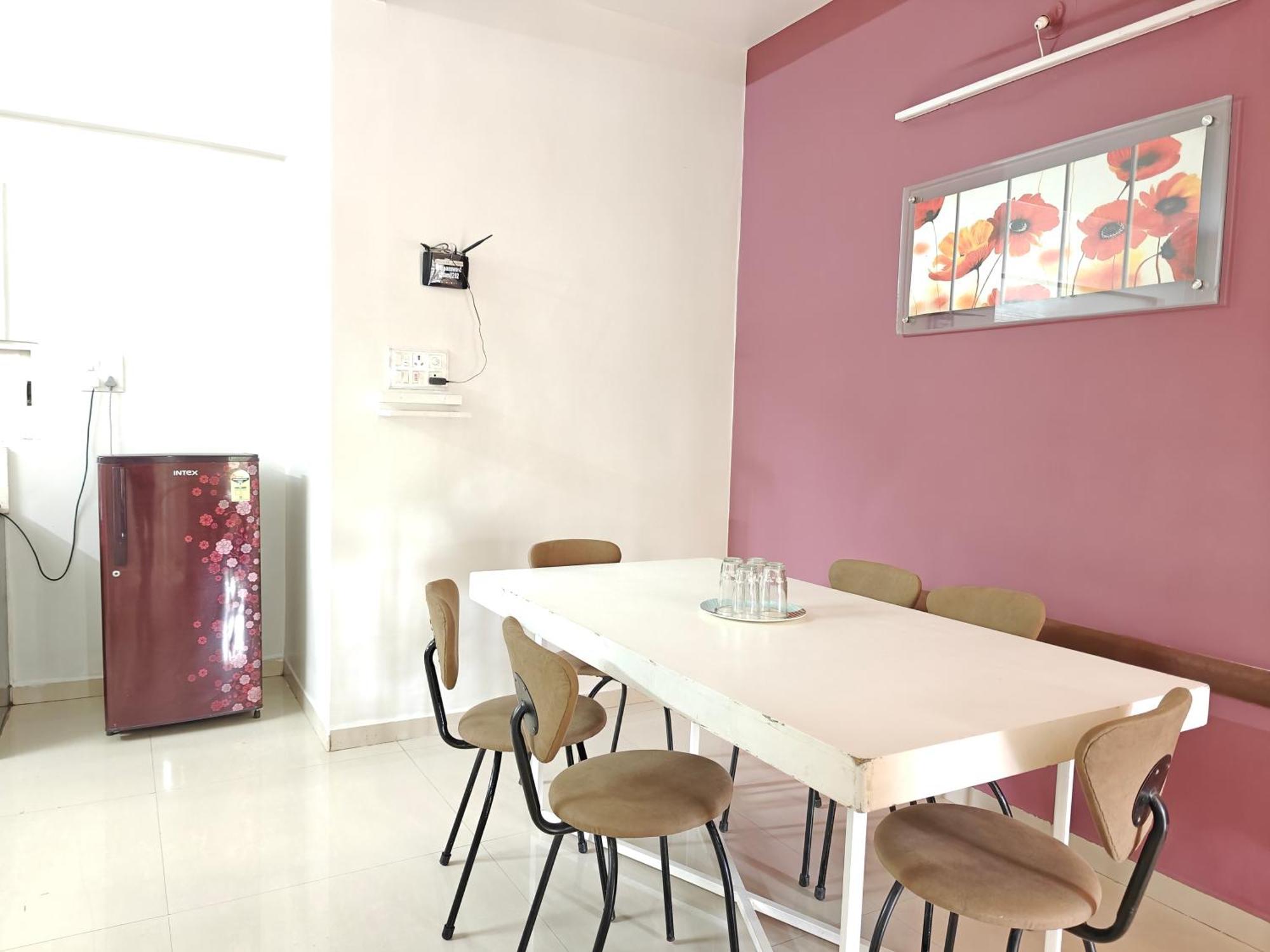 Chandralok Service Apartments Kolhapur Luaran gambar